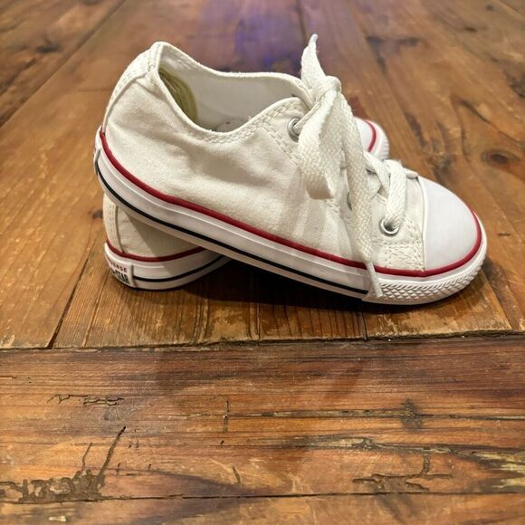 Converse All Star White Low Top Tennis Shoe Kids Size 9 - Picture 4 of 8